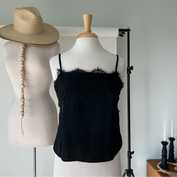 DAINTY BLACK LACE TRIMMED CAMI - Picture 4 of 9